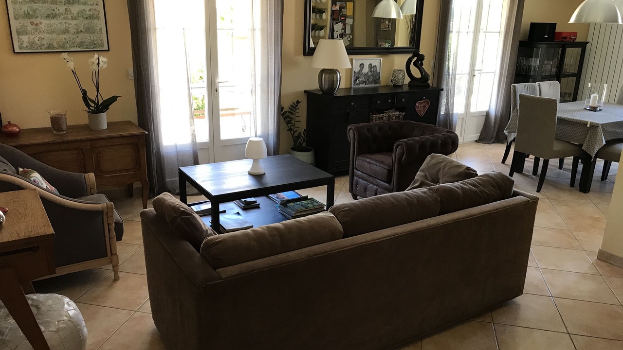 Photo of Livingroom in Maubec