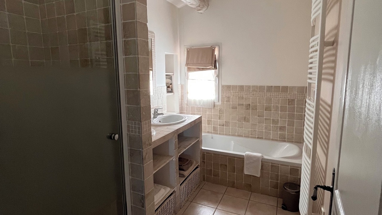 Photo of Bathroom in Maubec