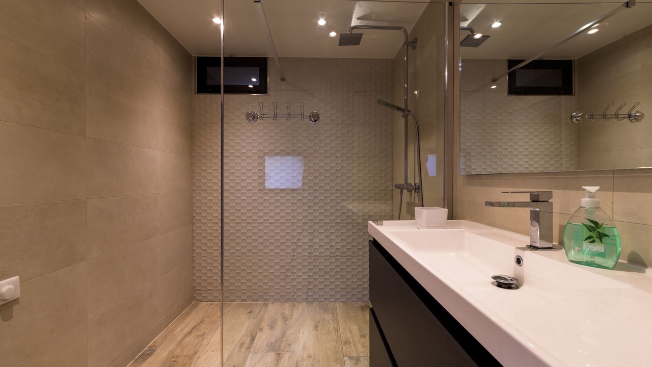 Photo of Bathroom in Salon-de-Provence