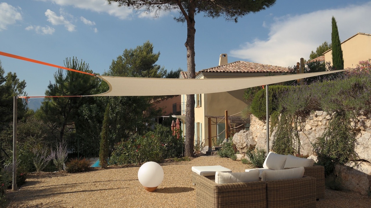Photo of Outdoor in Pont Royal