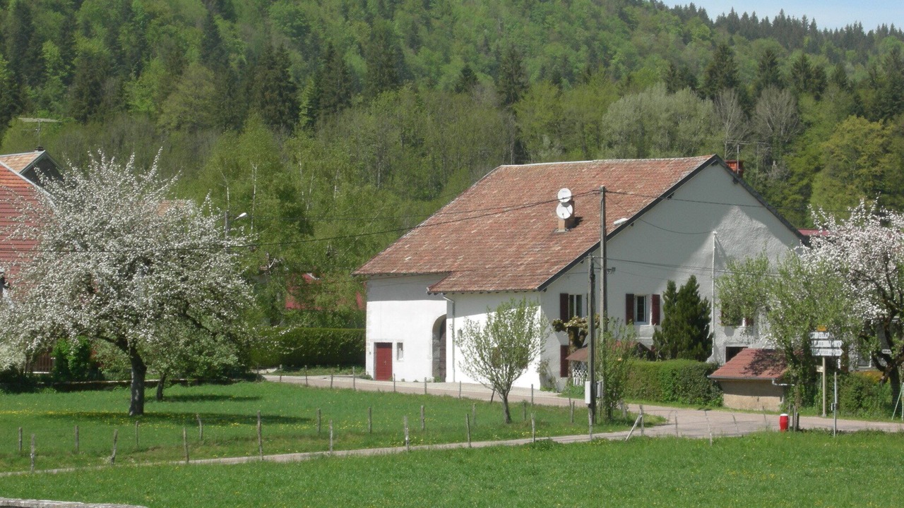 Photo of Outdoor in Bourg-de-Sirod