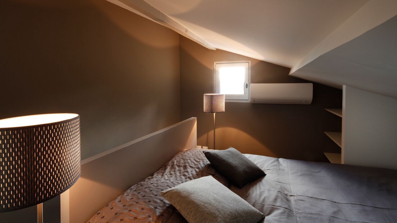 Photo of Bedroom in Arles City Centre