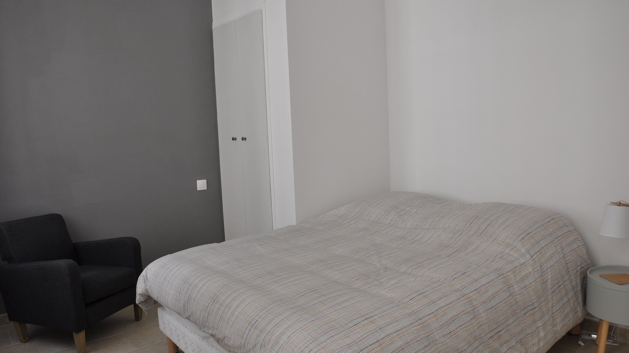 Photo of Bedroom in Arles City Centre
