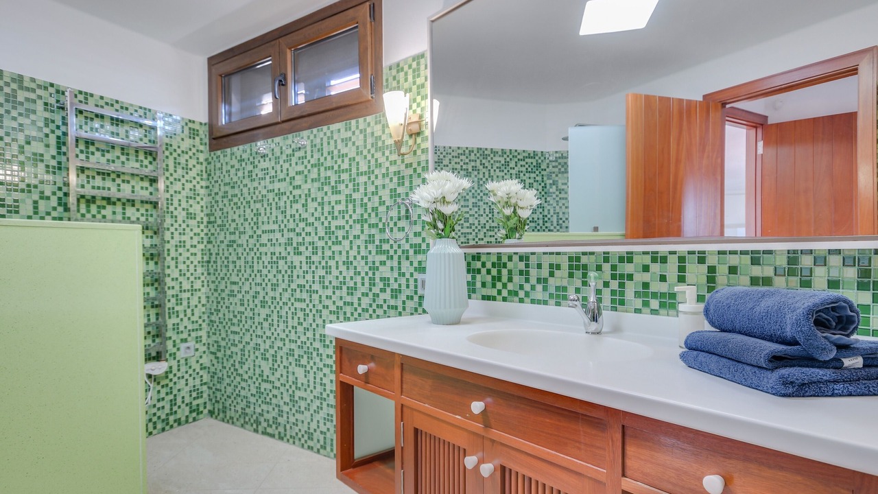 Photo of Bathroom in Urbanizacion Famara