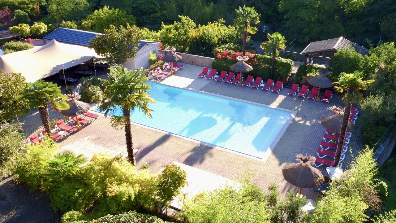 Photo of Outdoor in Ribes