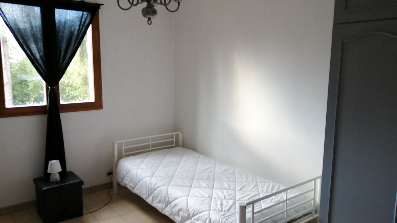 Photo of Bedroom in Saint-Etienne-de-Saint-Geoirs