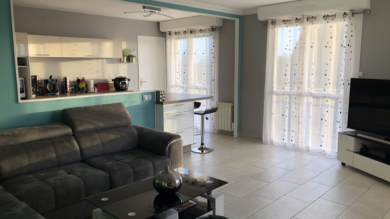 Photo of Livingroom in Paroisse Saints-Pierre-et-Paul-Apotres