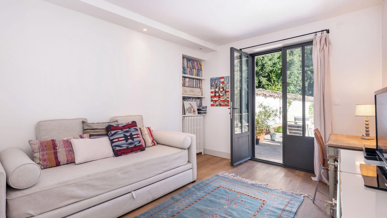 Photo of Livingroom in Sainte-Foy-les-Lyon