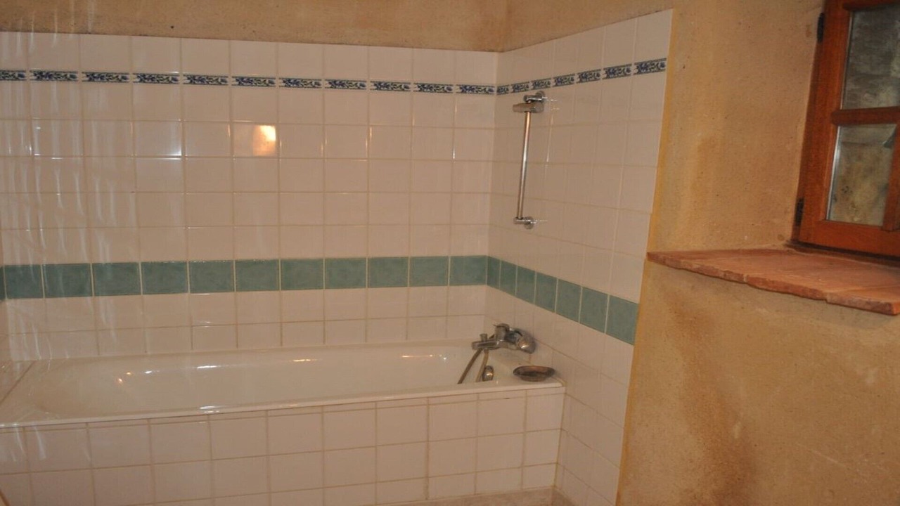 Photo of Bathroom in Sainte-Anastasie
