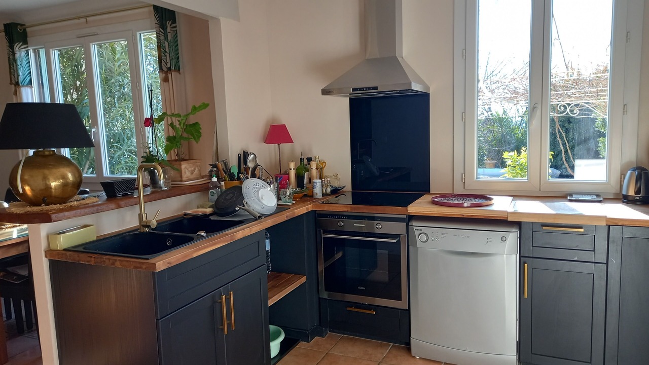Photo of Kitchen in Couronne Urbaine