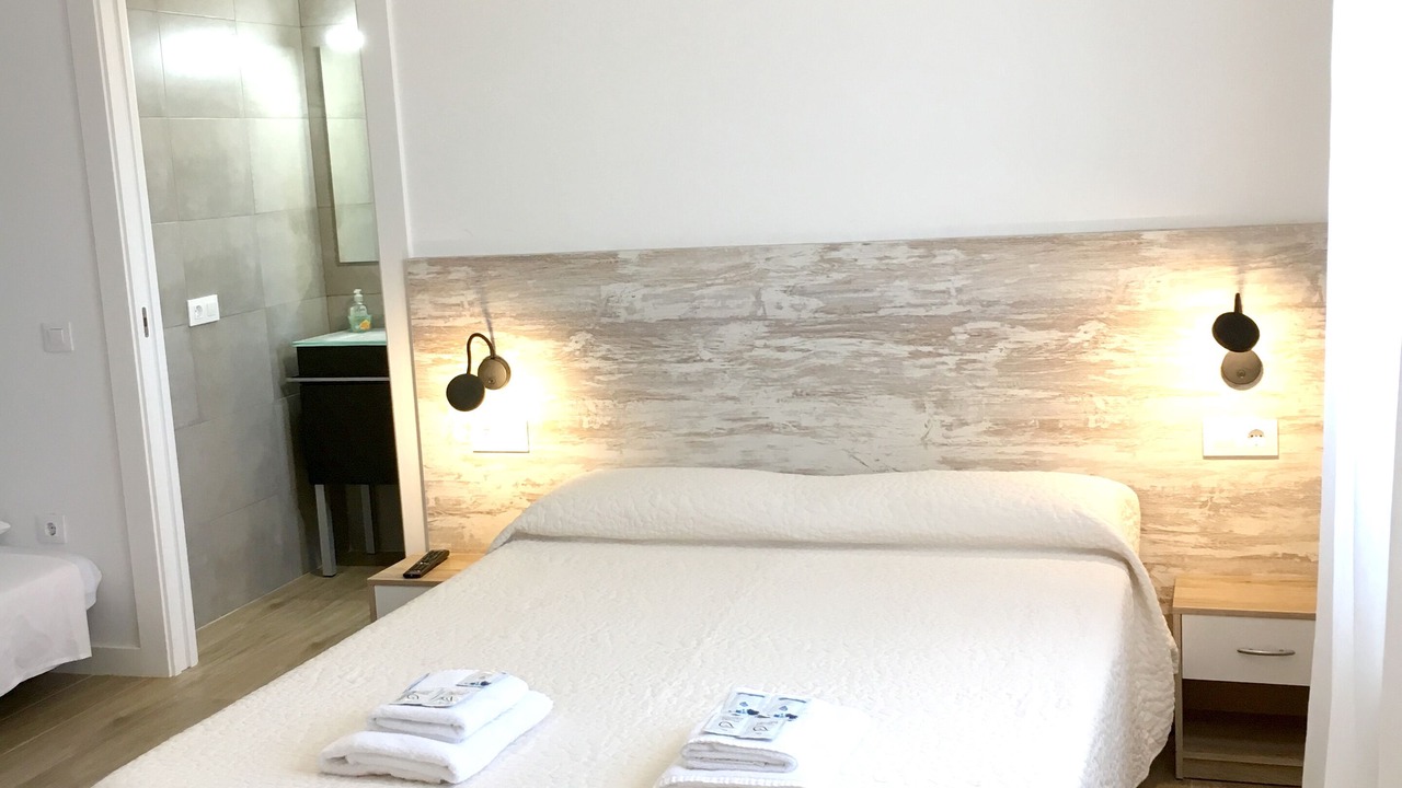 Photo of Bedroom in Siles