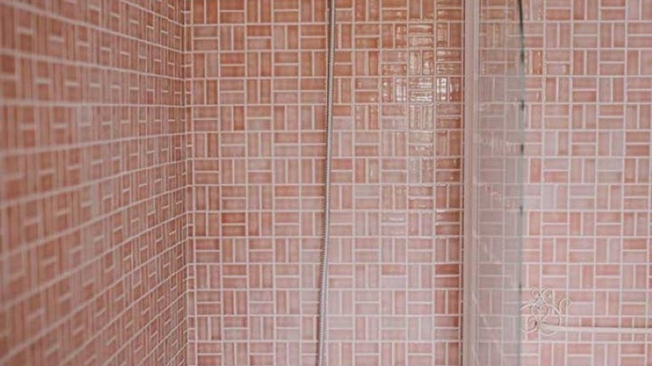 Photo of Bathroom in Arpaillargues-et-Aureillac
