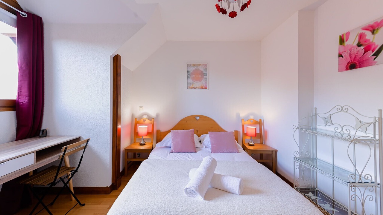 Photo of Bedroom in Giez