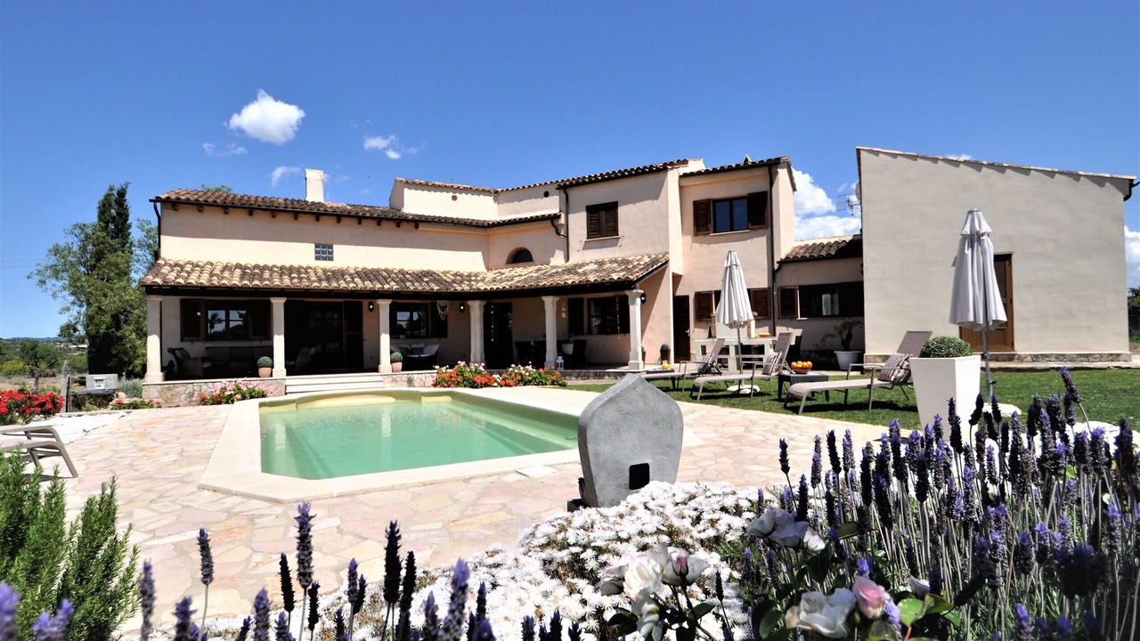 Photo of Outdoor in Caimari