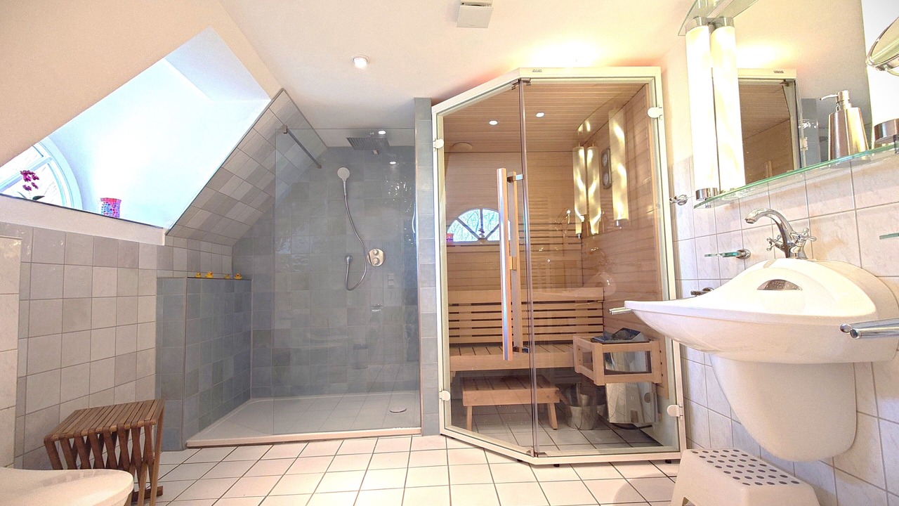 Photo of Bathroom in Emmelsbuell-Horsbuell