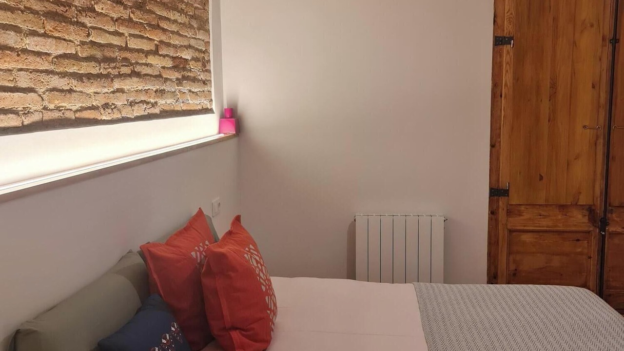 Photo of Bedroom in El Poble-sec