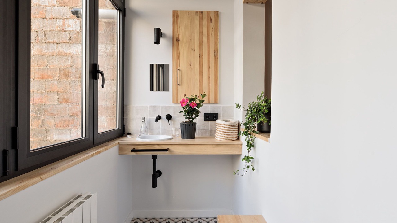 Photo of Bathroom in El Poble-sec