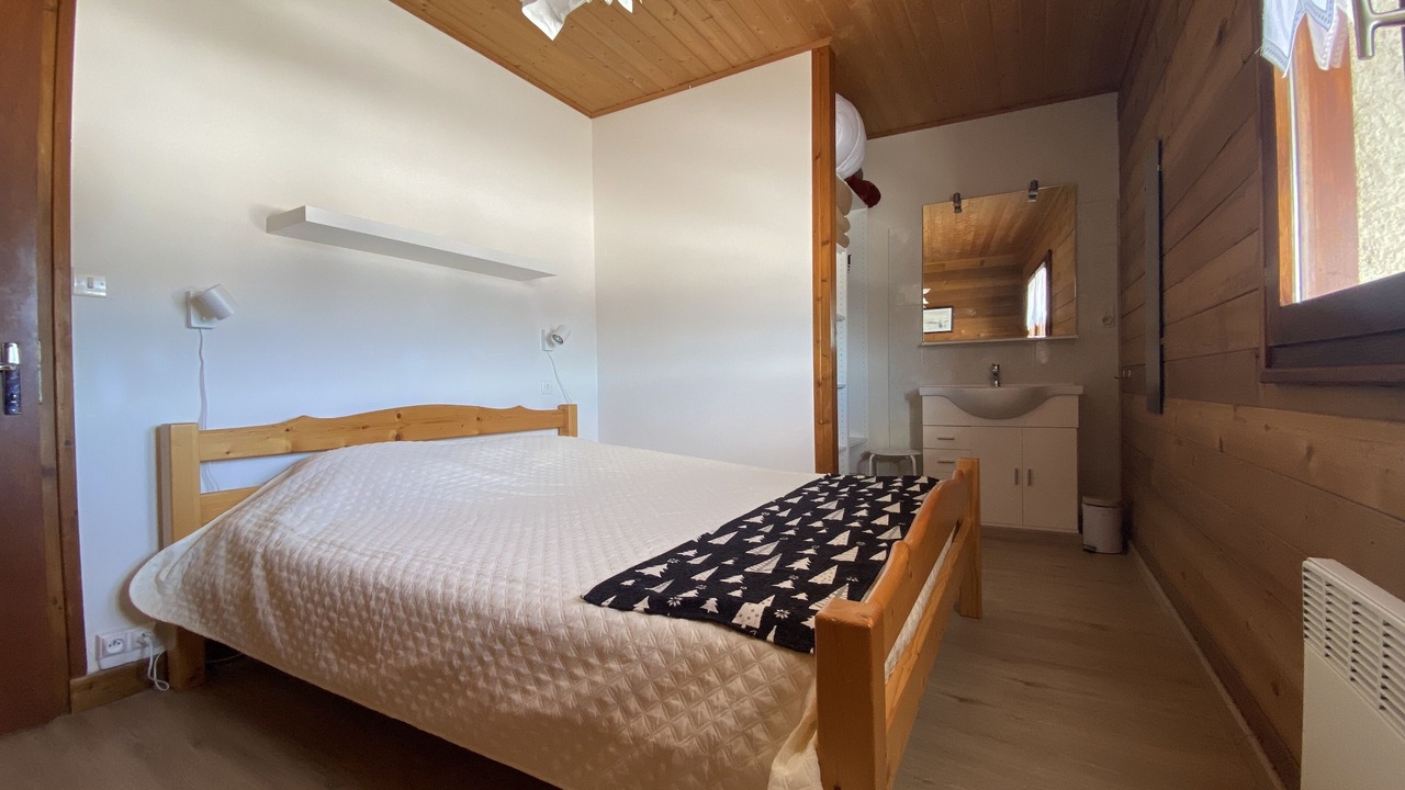 Photo of Bedroom in Morbier