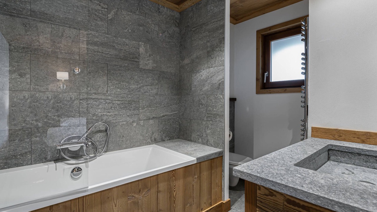 Photo of Bathroom in Le Praz