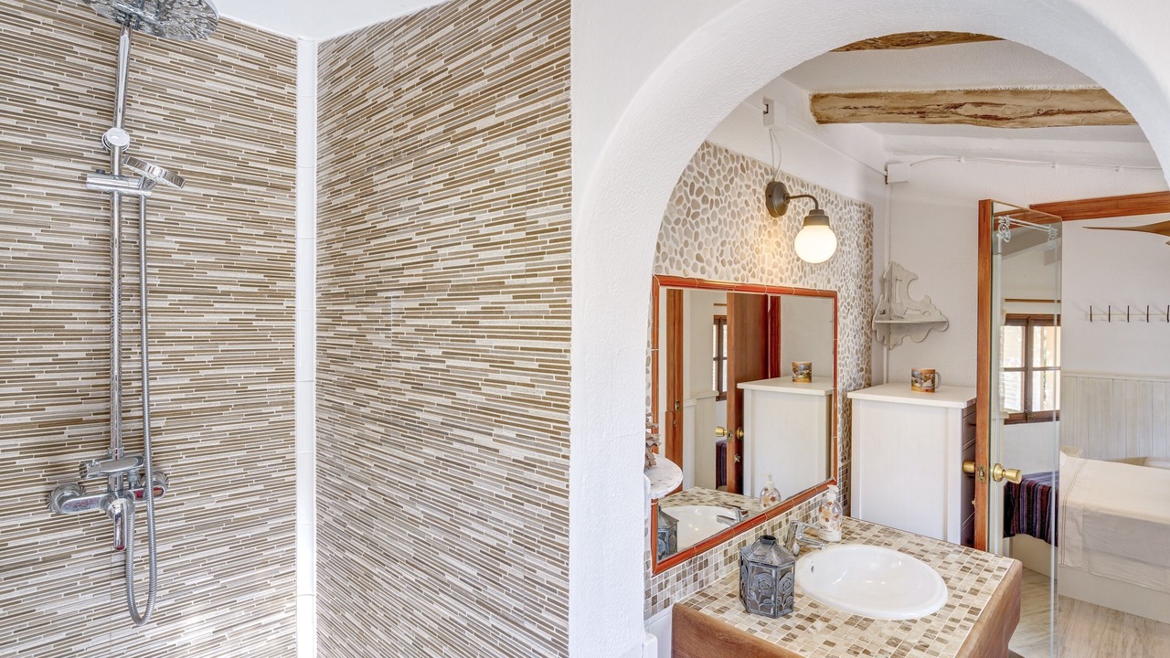 Photo of Bathroom in Fornalutx