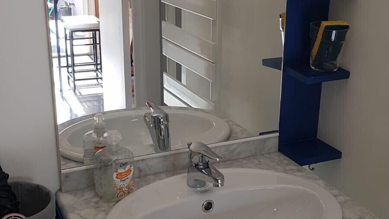 Photo of Bathroom in Lunel