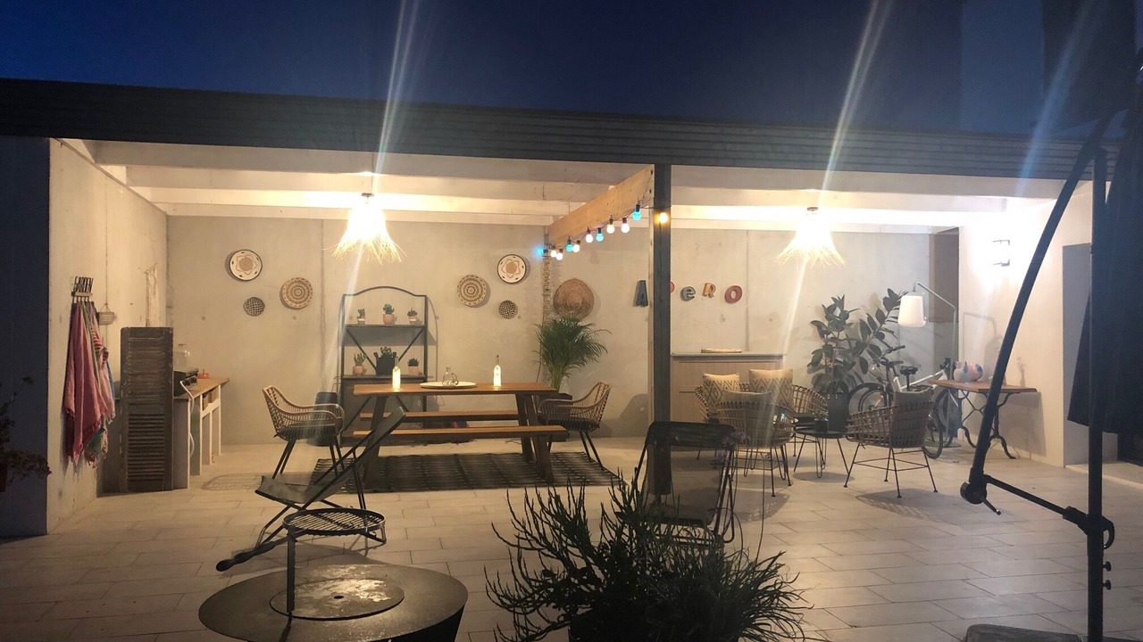 Photo of Patio Balcony in Plouneour-Trez