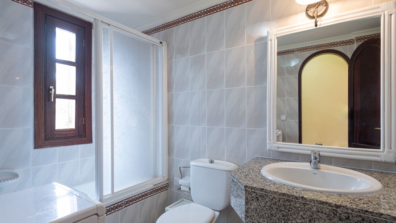Photo of Bathroom in Playa del Aguila