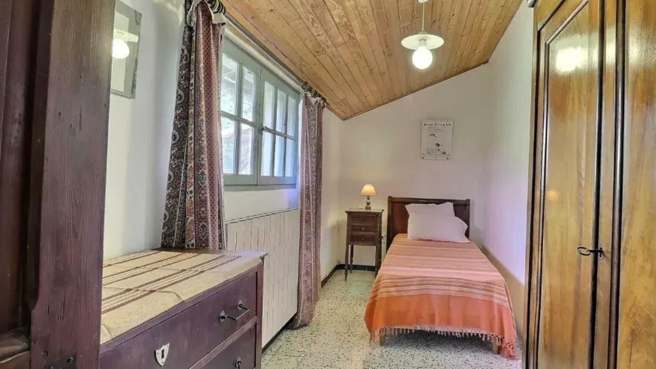 Photo of Bedroom in Arles