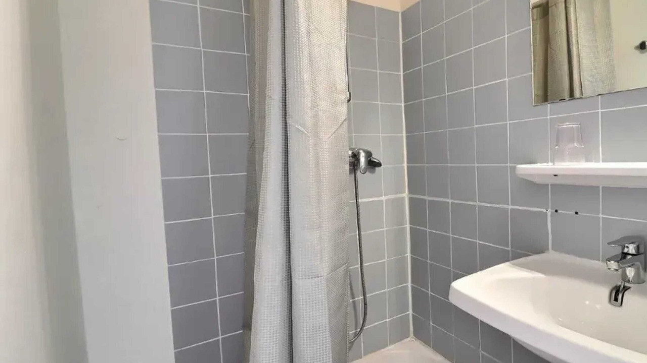 Photo of Bathroom in Arles