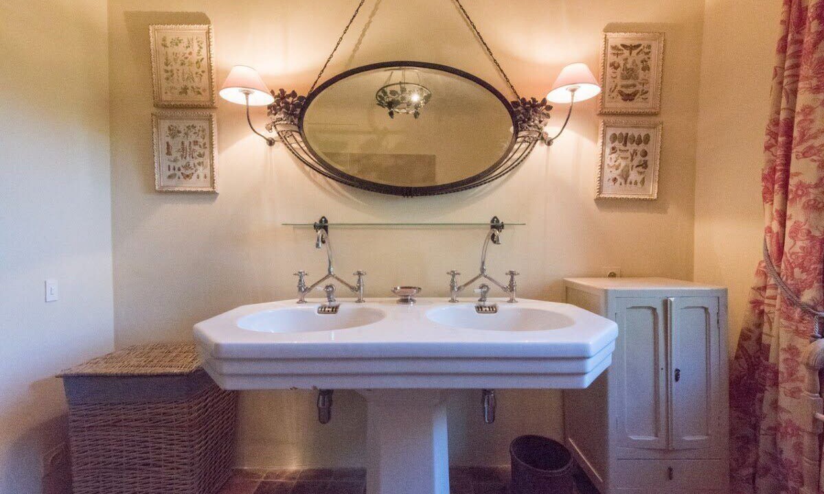 Photo of Bathroom in Noves
