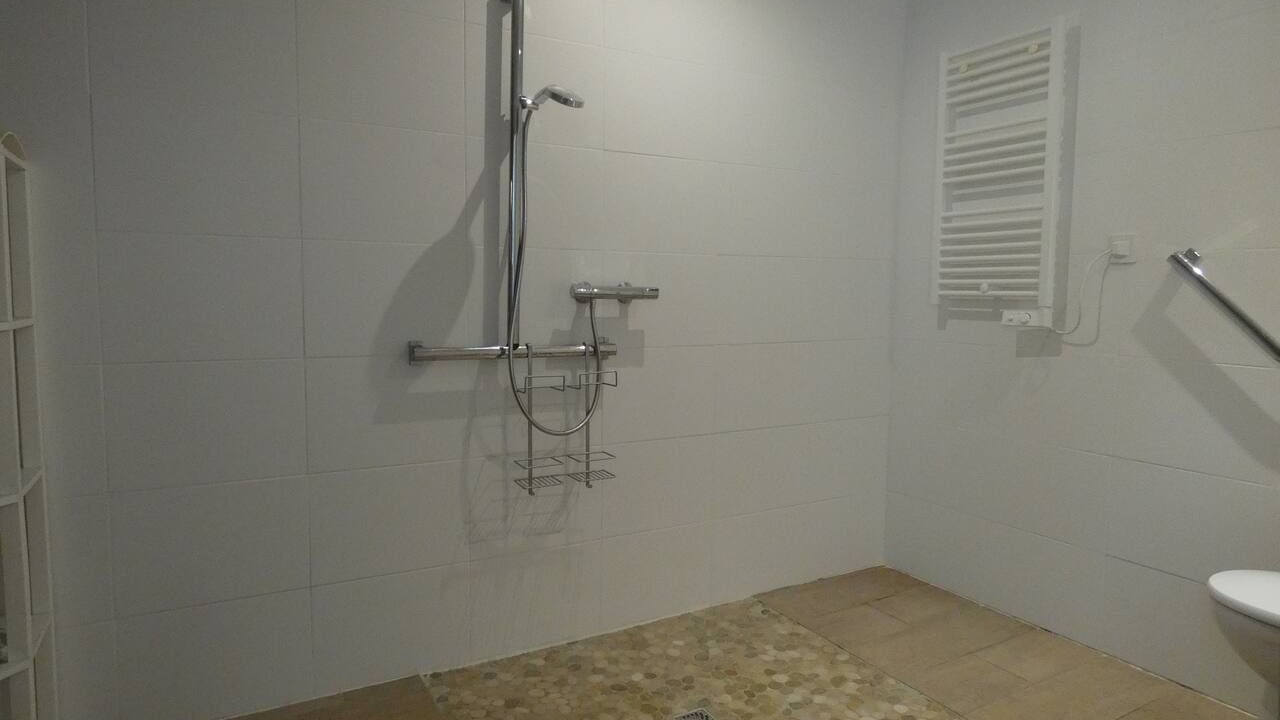 Photo of Bathroom in Caremeau