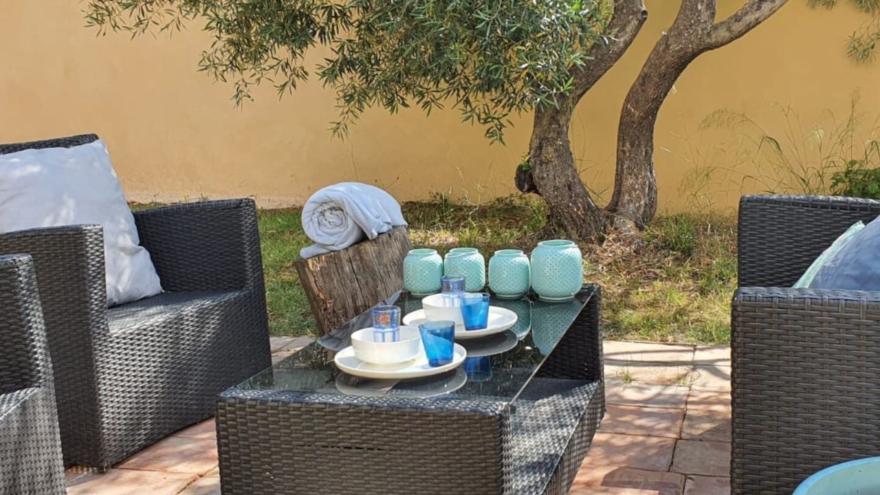 Photo of Patio Balcony in Caremeau