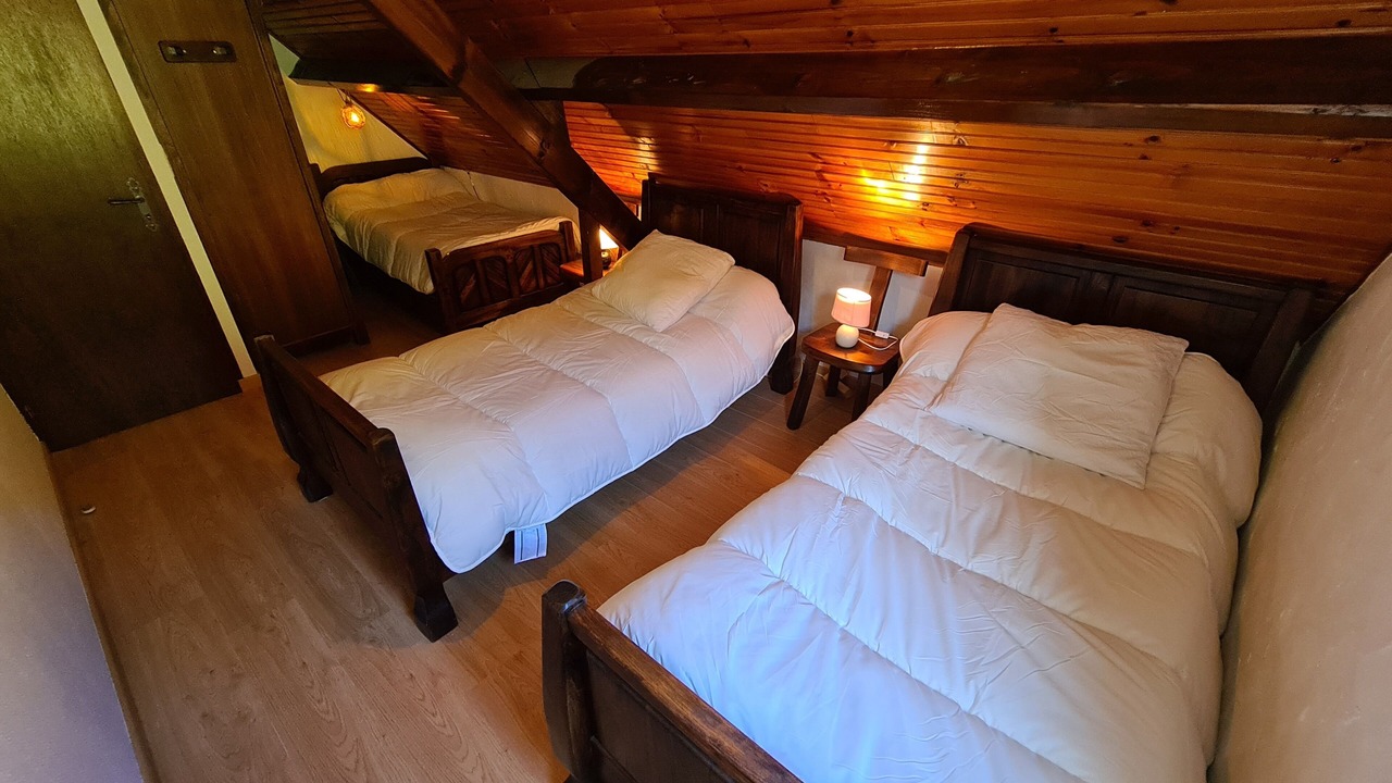 Photo of Bedroom in Campan