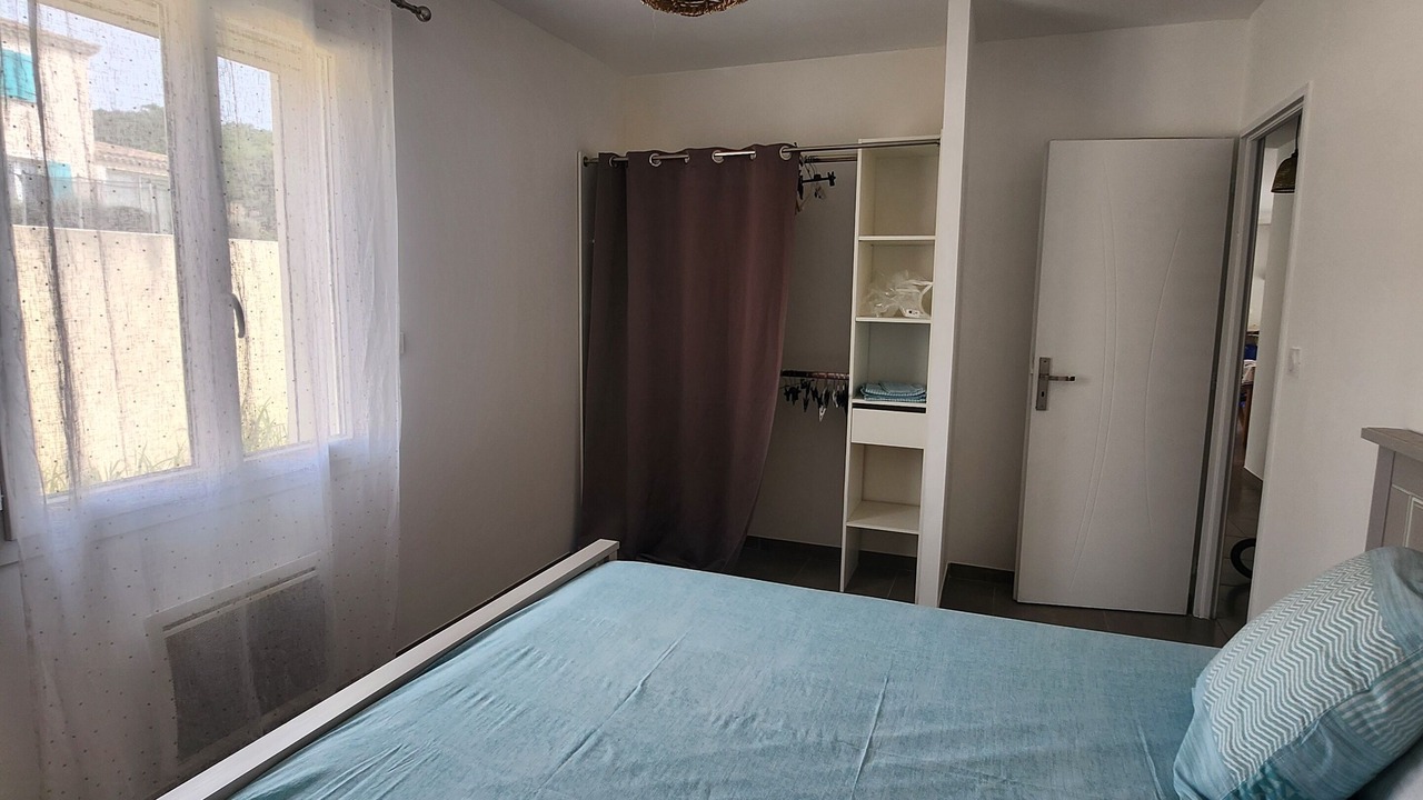 Photo of Bedroom in Saint-Gilles