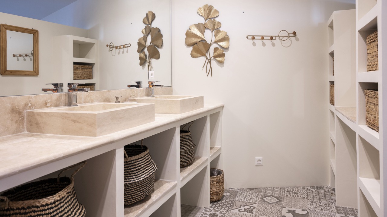 Photo of Bathroom in Le Somail