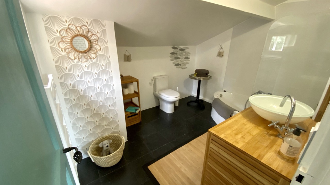 Photo of Bathroom in Sud