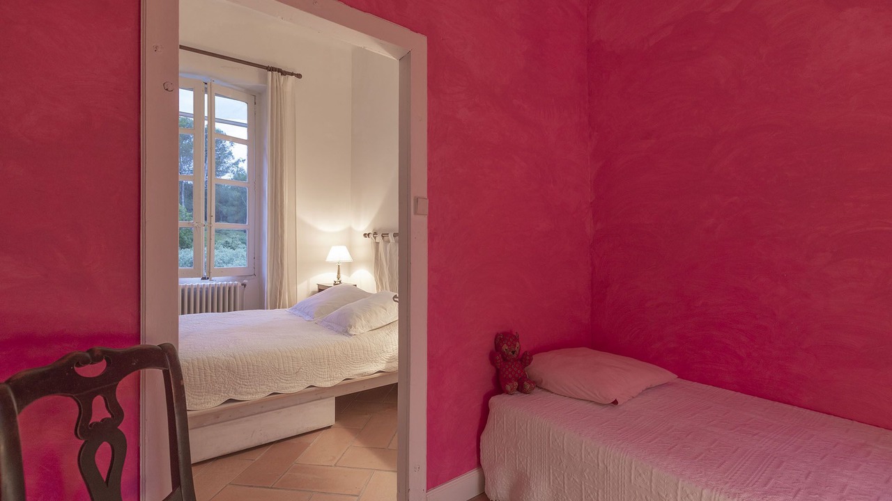 Photo of Bedroom in Saint-Etienne-du-Gres