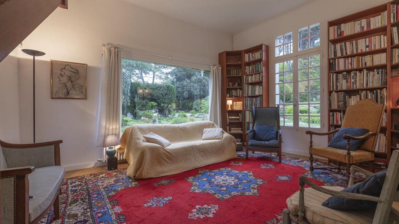 Photo of Livingroom in Saint-Etienne-du-Gres