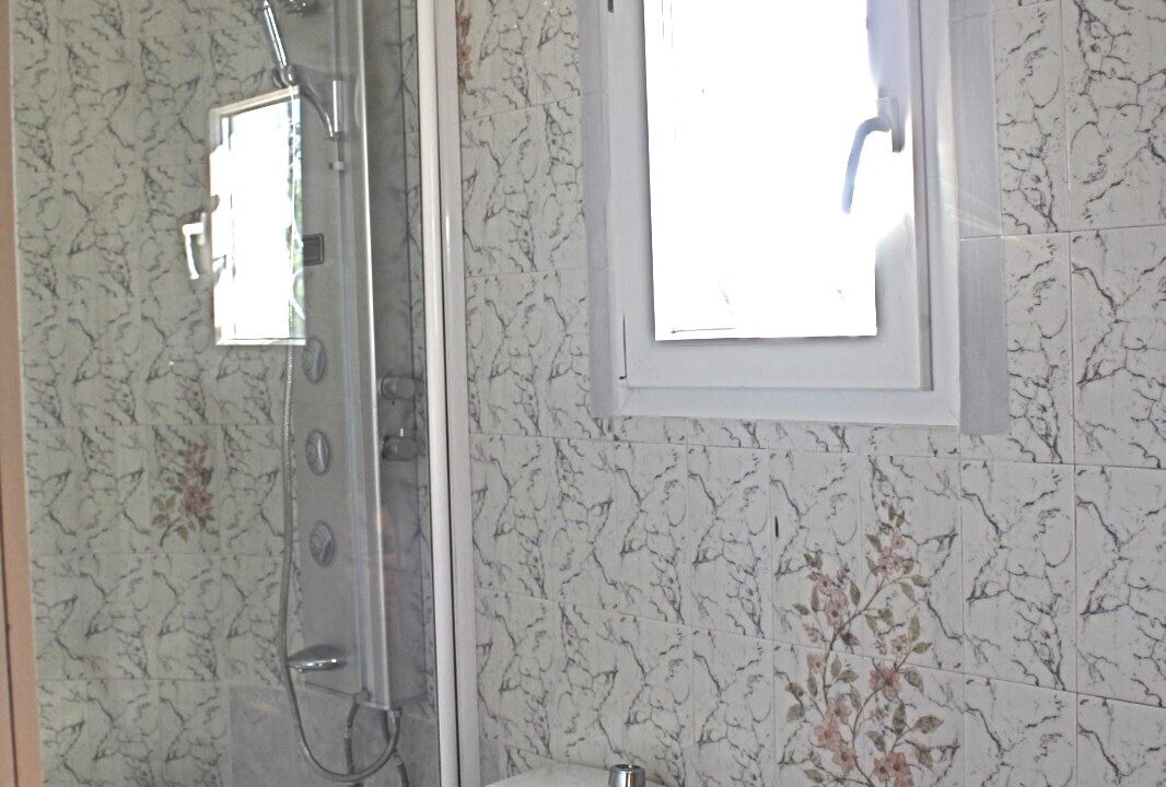 Photo of Bathroom in Oliva