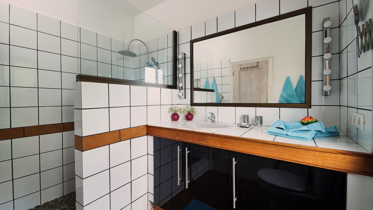 Photo of Bathroom in Chio