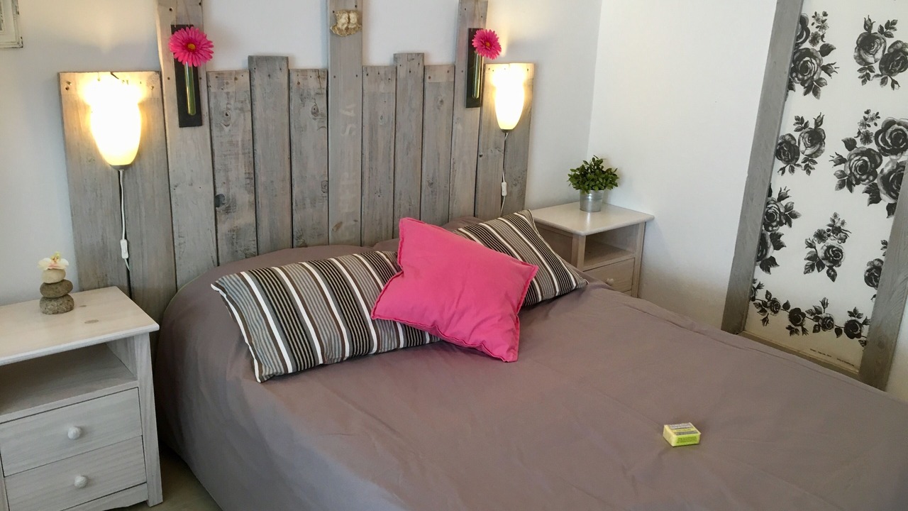 Photo of Bedroom in Plan-d'Orgon