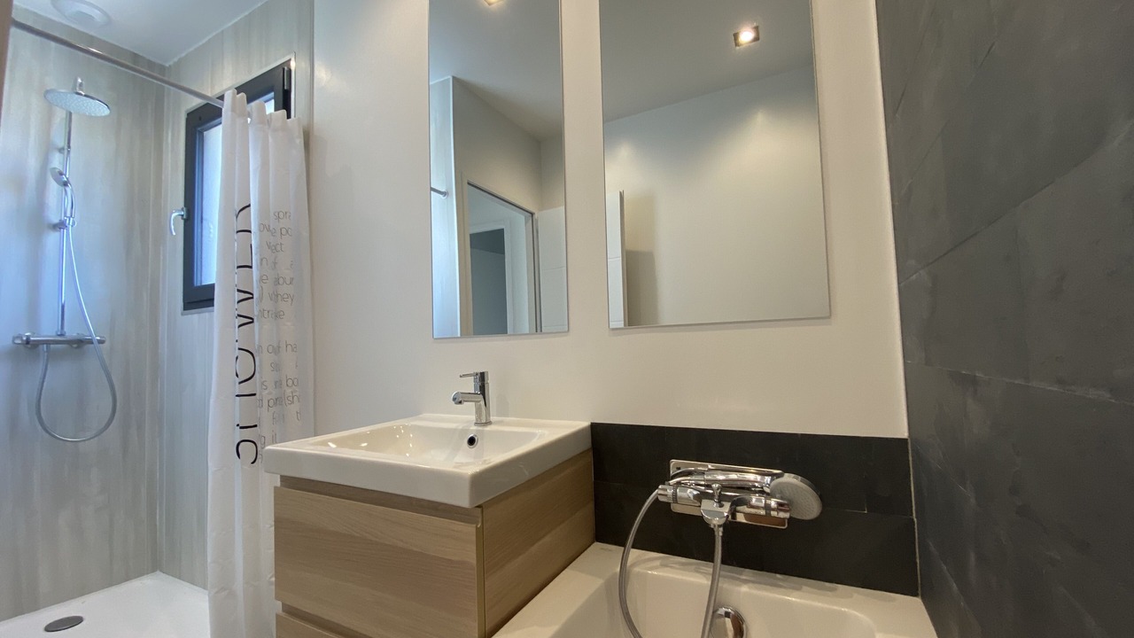 Photo of Bathroom in Sainte-Marie-Plage