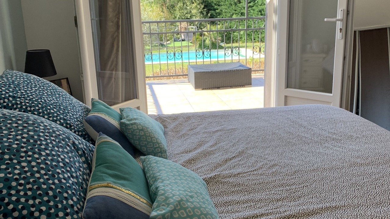 Photo of Bedroom in Bouc-Bel-Air