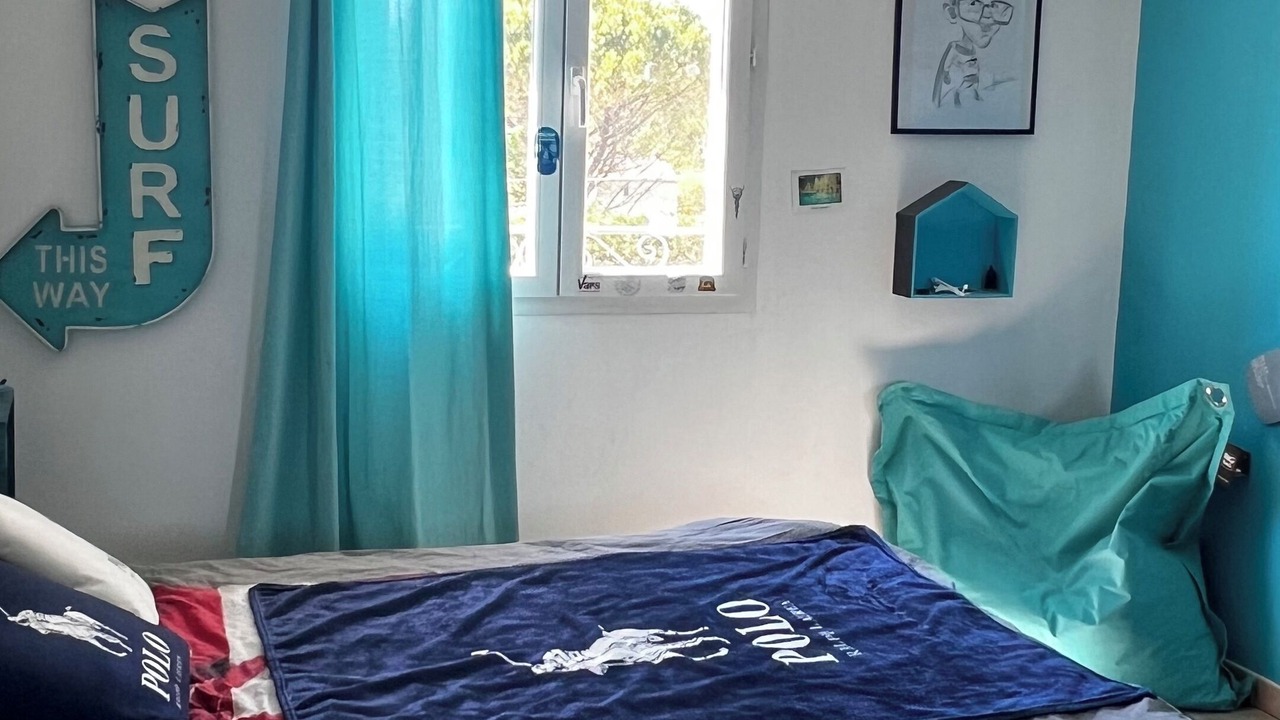 Photo of Bedroom in Bouc-Bel-Air