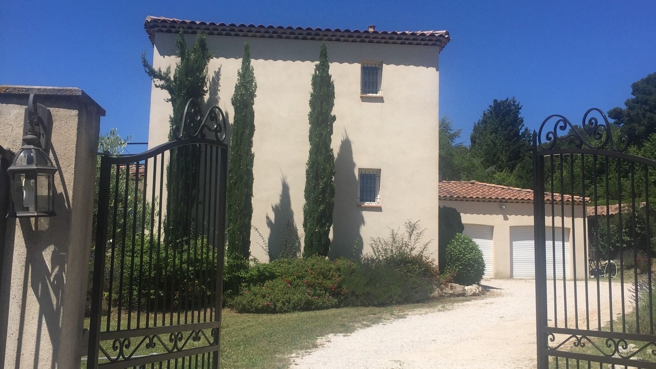 Photo of Outdoor in Bouc-Bel-Air