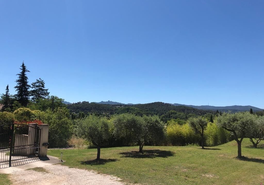 Photo of Outdoor in Bouc-Bel-Air