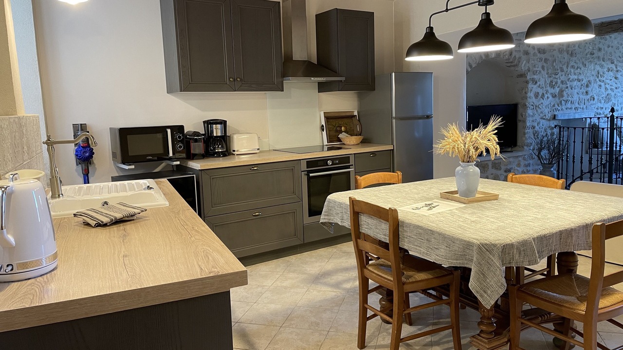 Photo of Kitchen in Menerbes