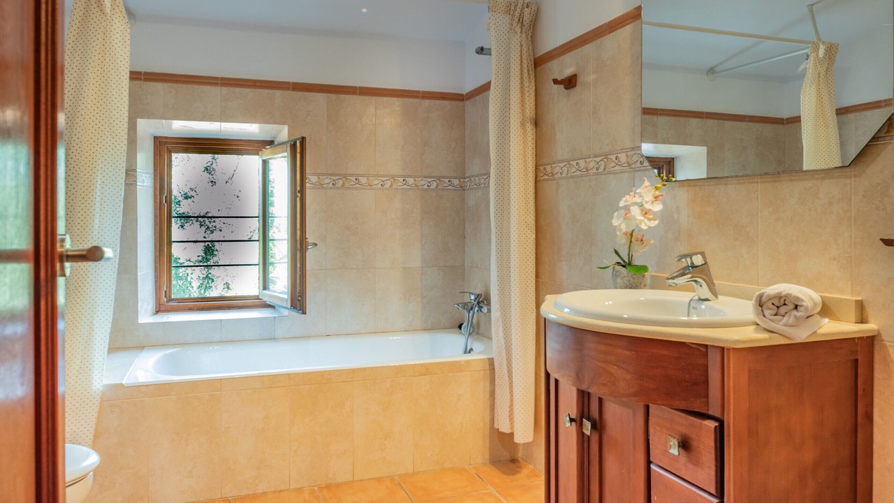 Photo of Bathroom in Campos