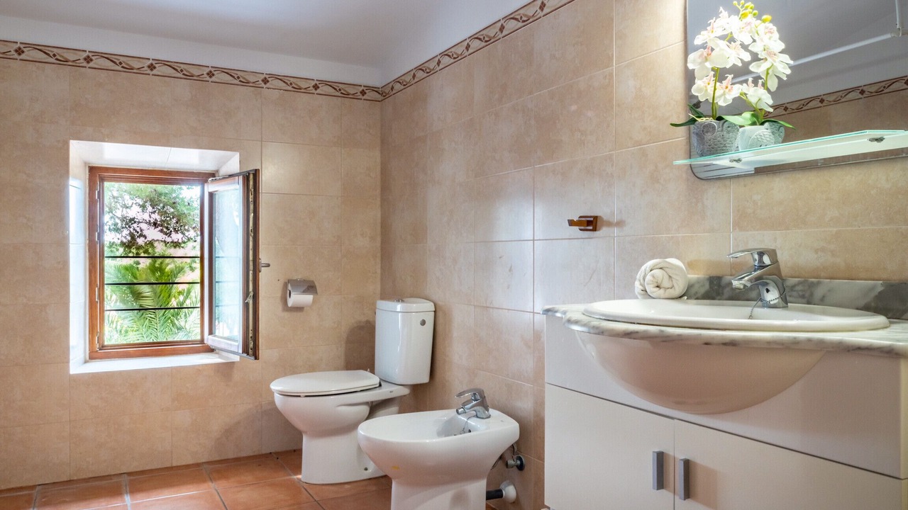 Photo of Bathroom in Campos