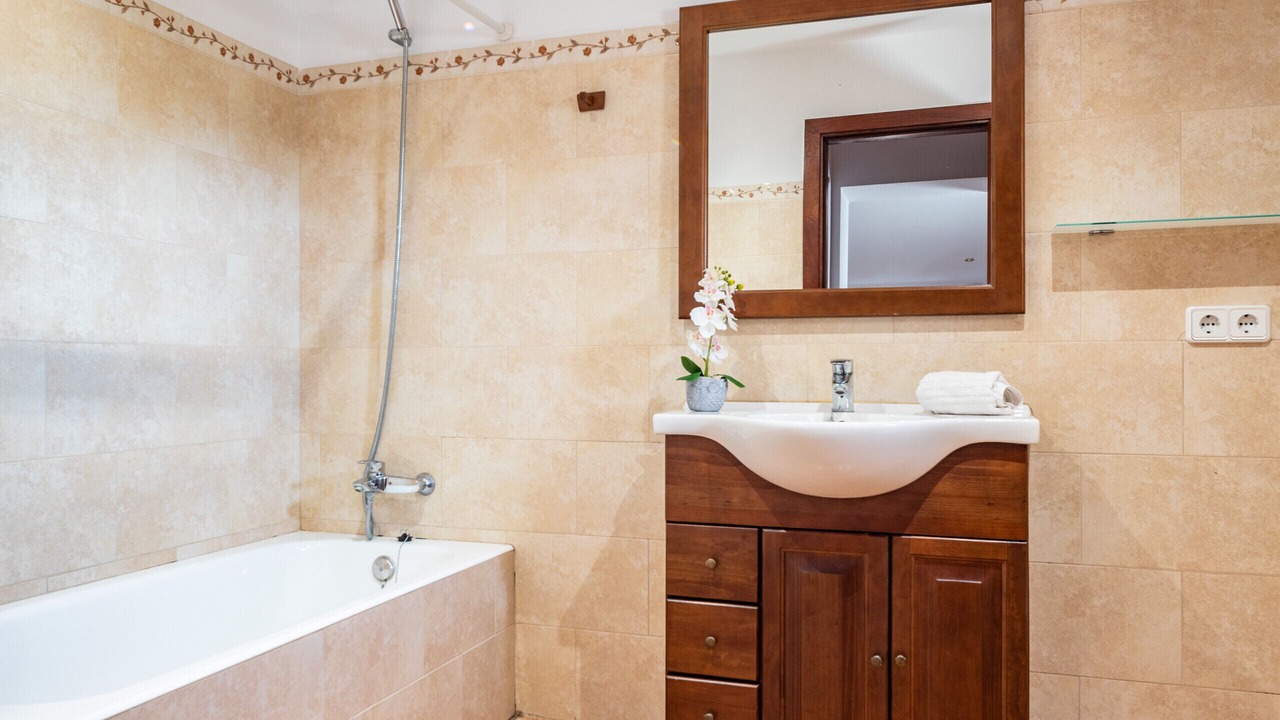 Photo of Bathroom in Campos